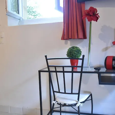 Unique In France With Private Terrace * Bayeux